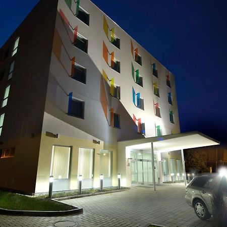 Hotel Euro Pardubice Exterior foto